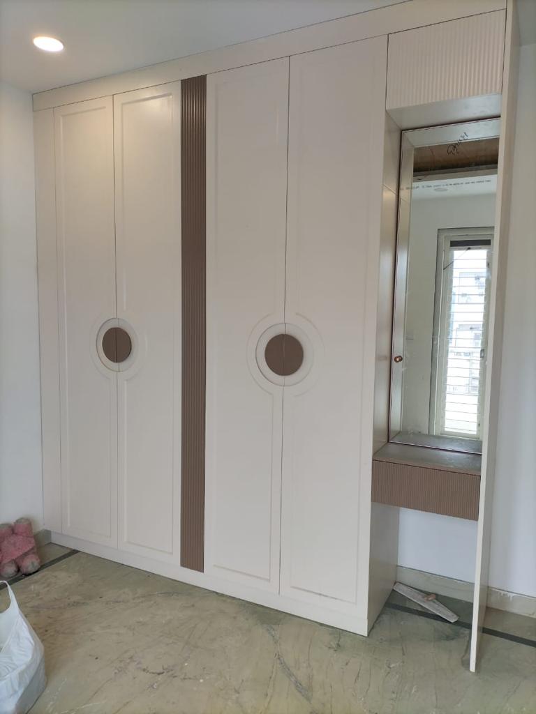 collection-gallery-pictures-of-wardrobes-designs-in-delhi-new-delhi-wooden-wardrobe-manufacturers-dealers-suppliers-in-delhi